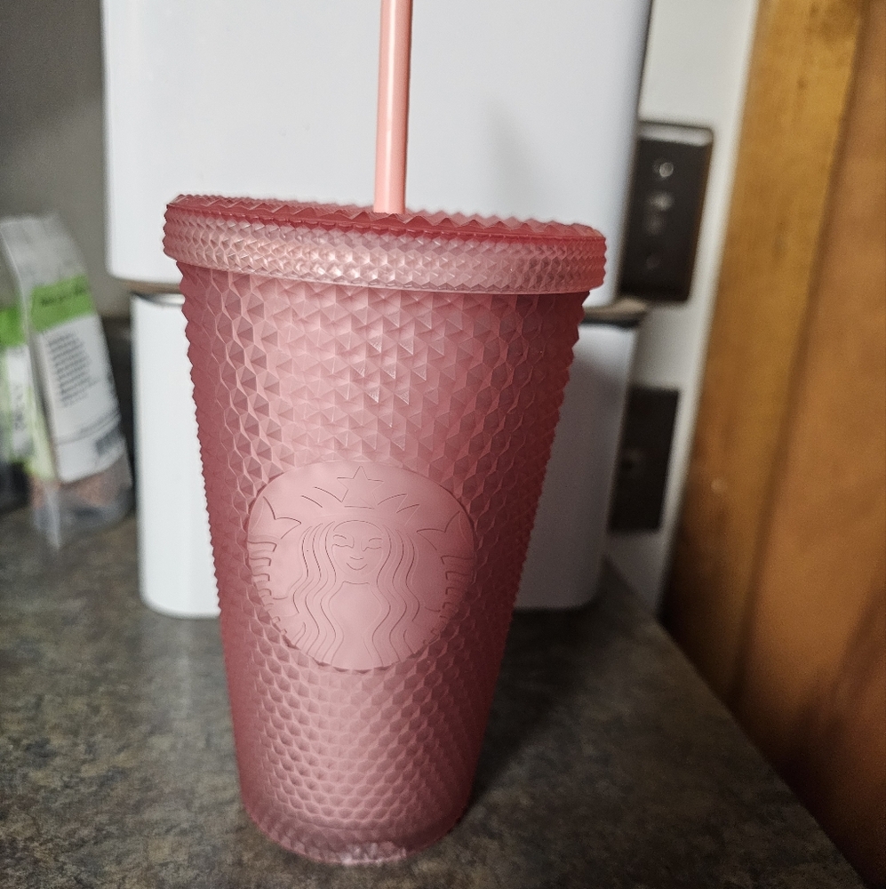 Starbucks Pink Diamond-Pattern Tumbler with Straw